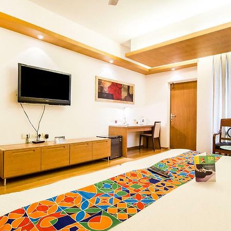 แฟบโฮเต็ล ราช ทรพร Hotel คูร์เคาน์ ภายนอก รูปภาพ
