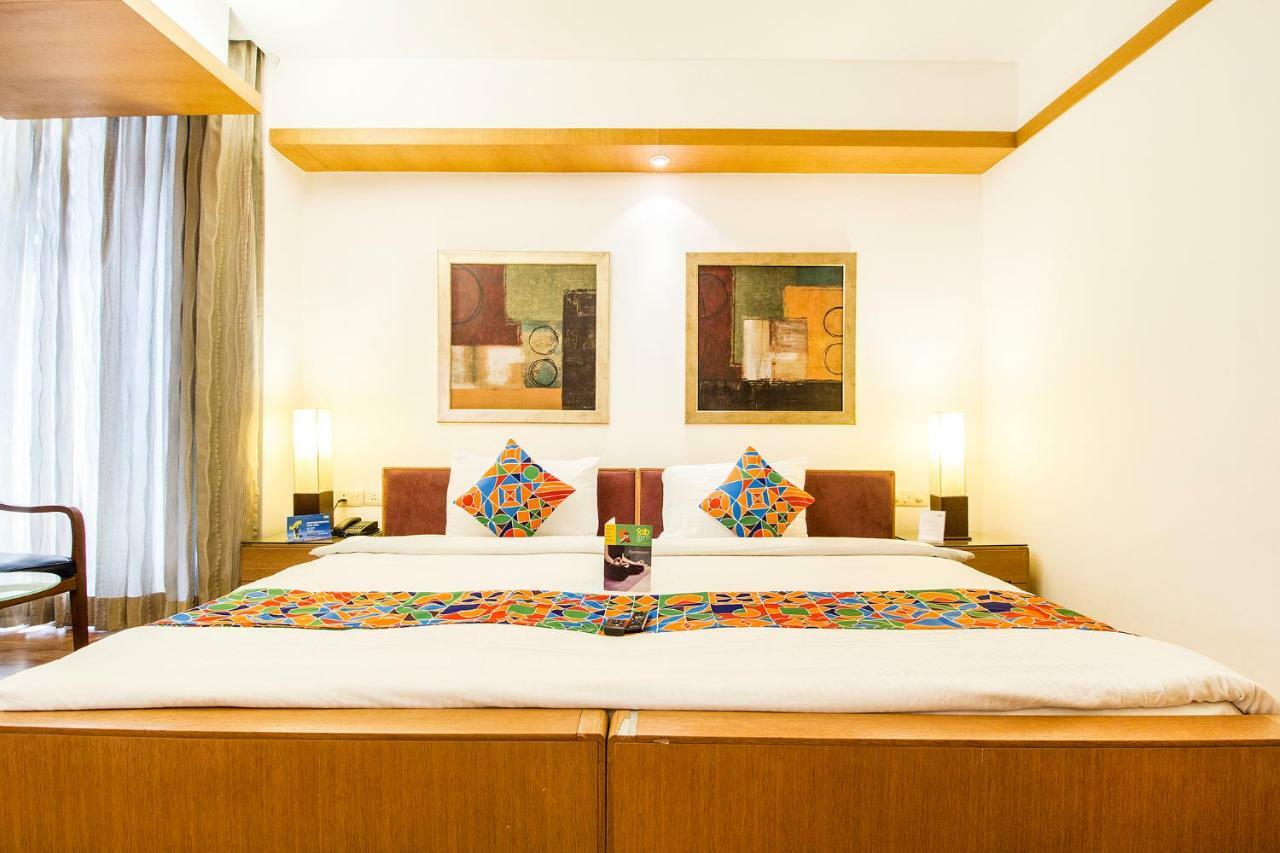 แฟบโฮเต็ล ราช ทรพร Hotel คูร์เคาน์ ภายนอก รูปภาพ