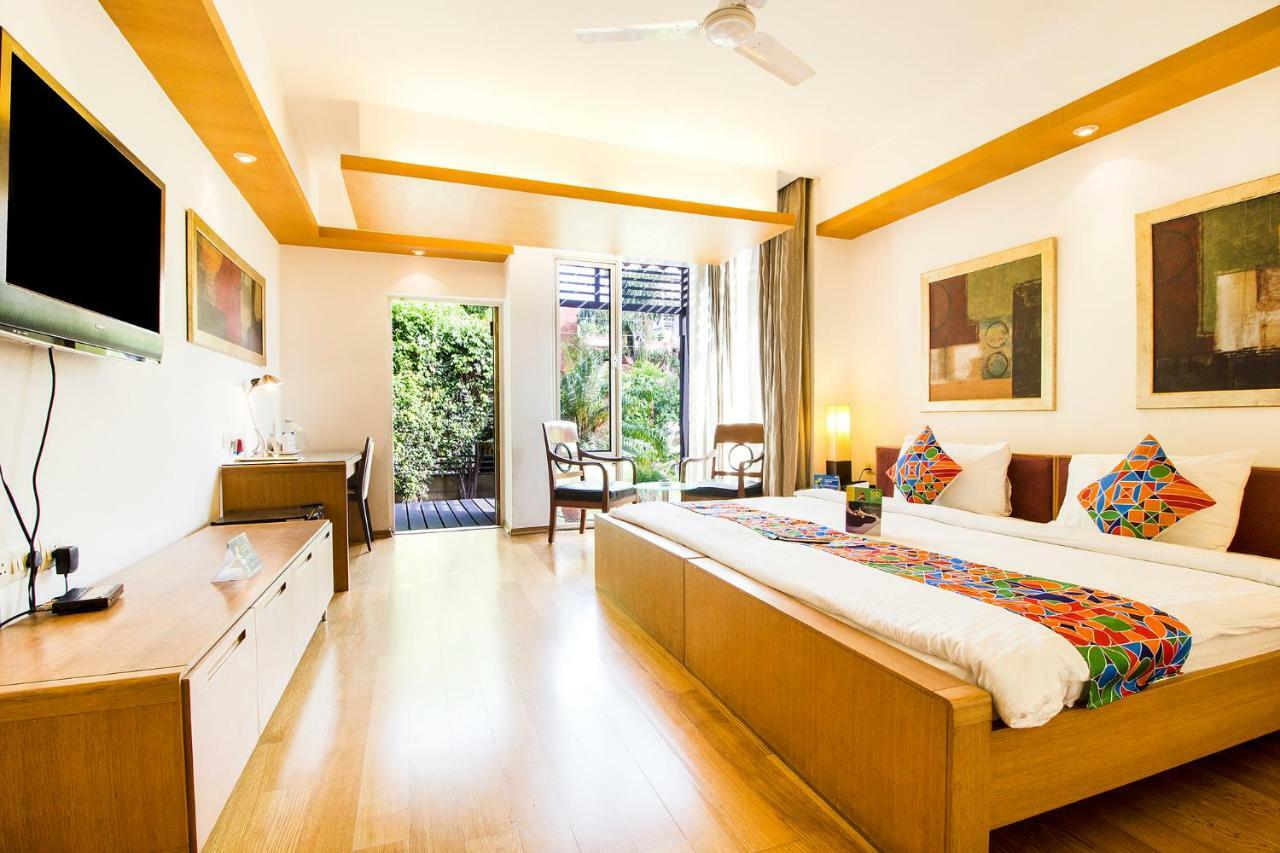แฟบโฮเต็ล ราช ทรพร Hotel คูร์เคาน์ ภายนอก รูปภาพ