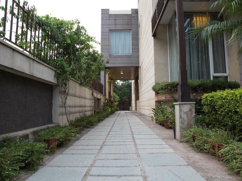 แฟบโฮเต็ล ราช ทรพร Hotel คูร์เคาน์ ภายนอก รูปภาพ